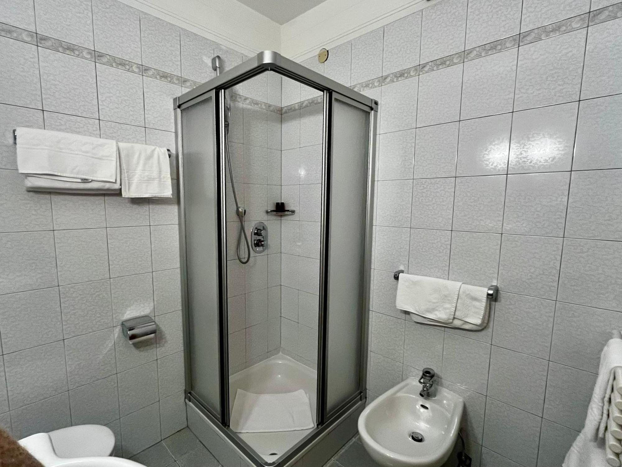 Hotel Sureghes Ортизеи Экстерьер фото