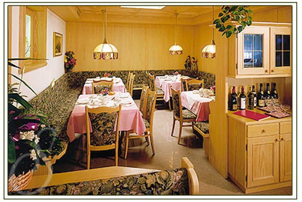 Hotel Sureghes Ортизеи Экстерьер фото
